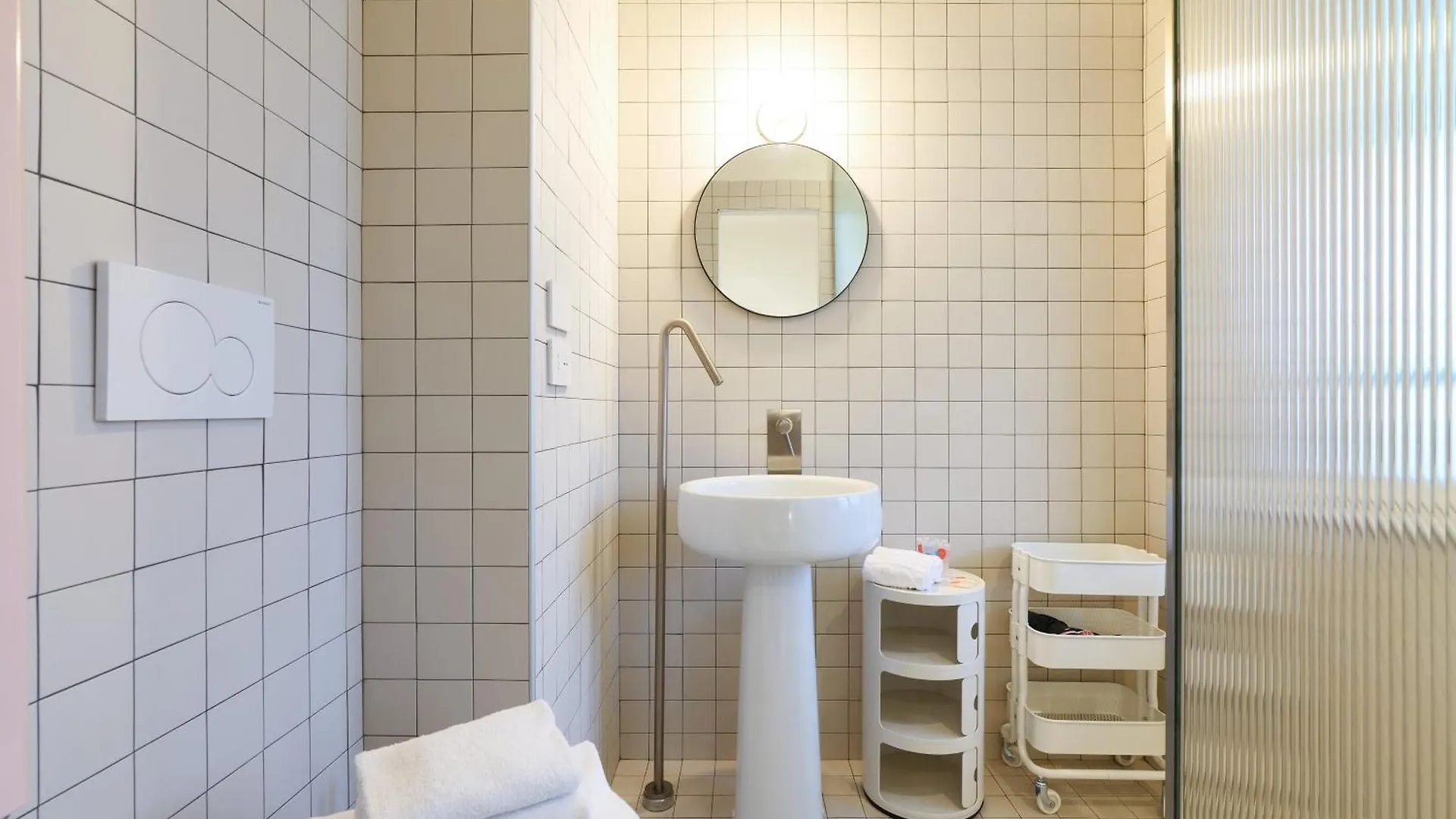 Contempora Apartments - Vanvitelli 49 Mediolan 0*,